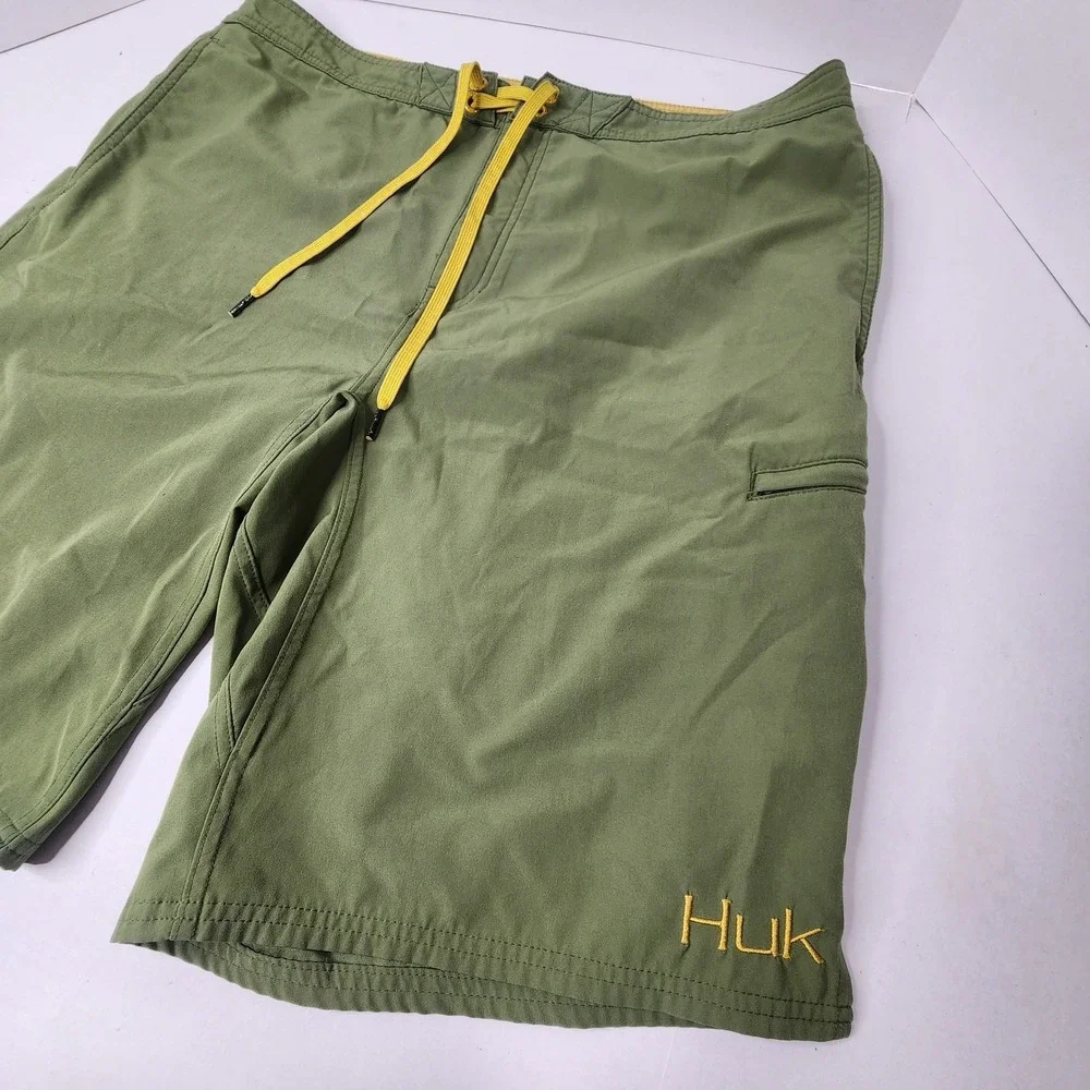 Huk Performance Mens 38 Fishing Outdoor Cargo Shorts Green Boardshorts